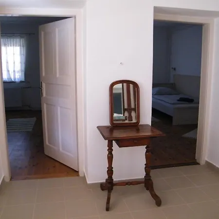 Vakantiehuis Sartekero Vendeghaz